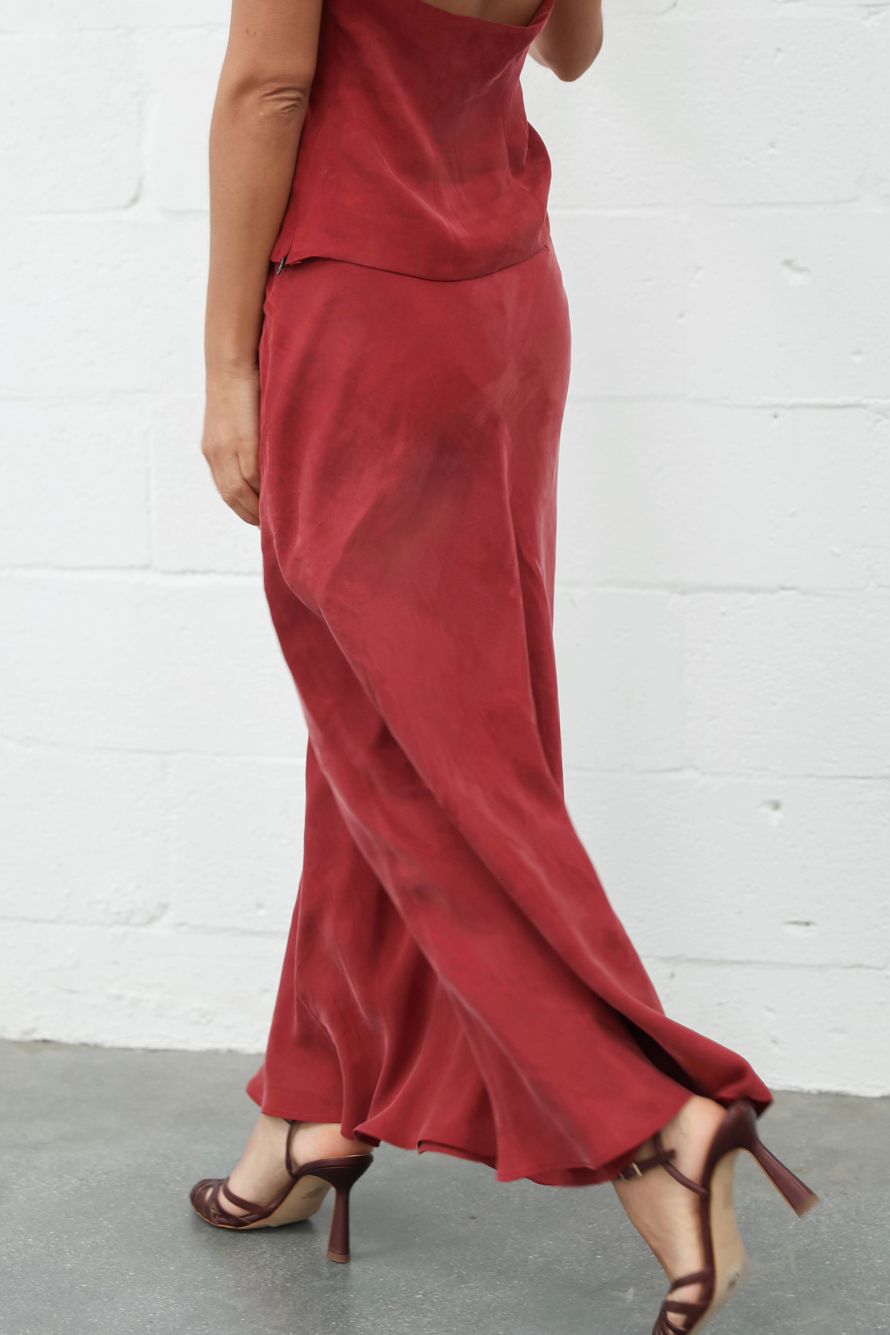 Falda Sena (Pre-order)